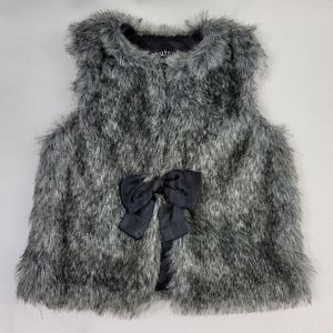 Oshkosh Faux Fur Vest With Bow Sz 2T